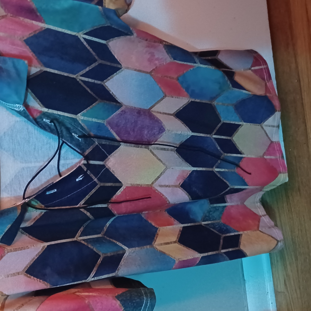 Colorful Geometric Patterned Top - Picture 2 of 2